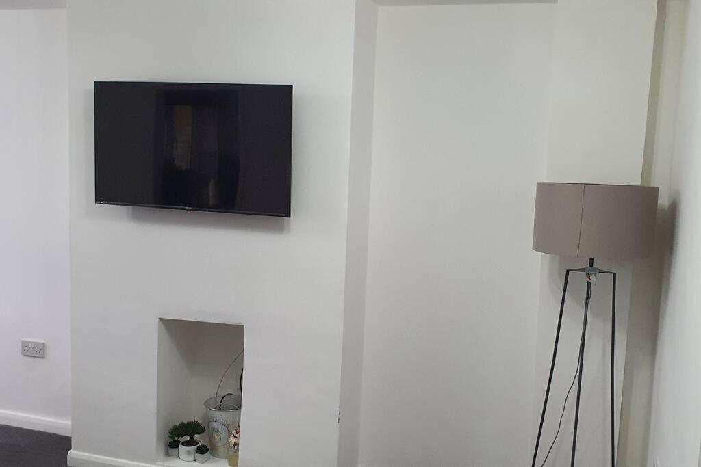 Exquisite And Modern 2 Bed Maisonette Harmondsworth Εξωτερικό φωτογραφία